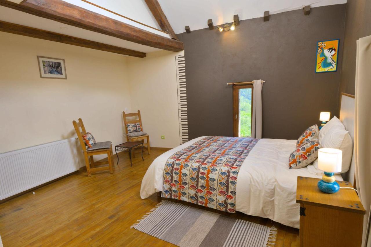 Au Diapason Chambres D'Hotes Montagne Auzet Bagian luar foto